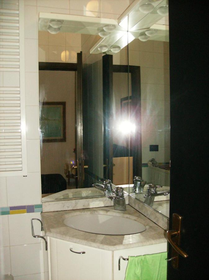 Zsuzsa Lak Apartment Местре Екстериор снимка