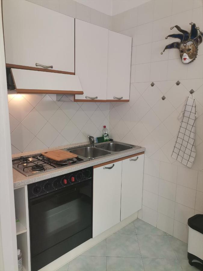 Zsuzsa Lak Apartment Местре Екстериор снимка